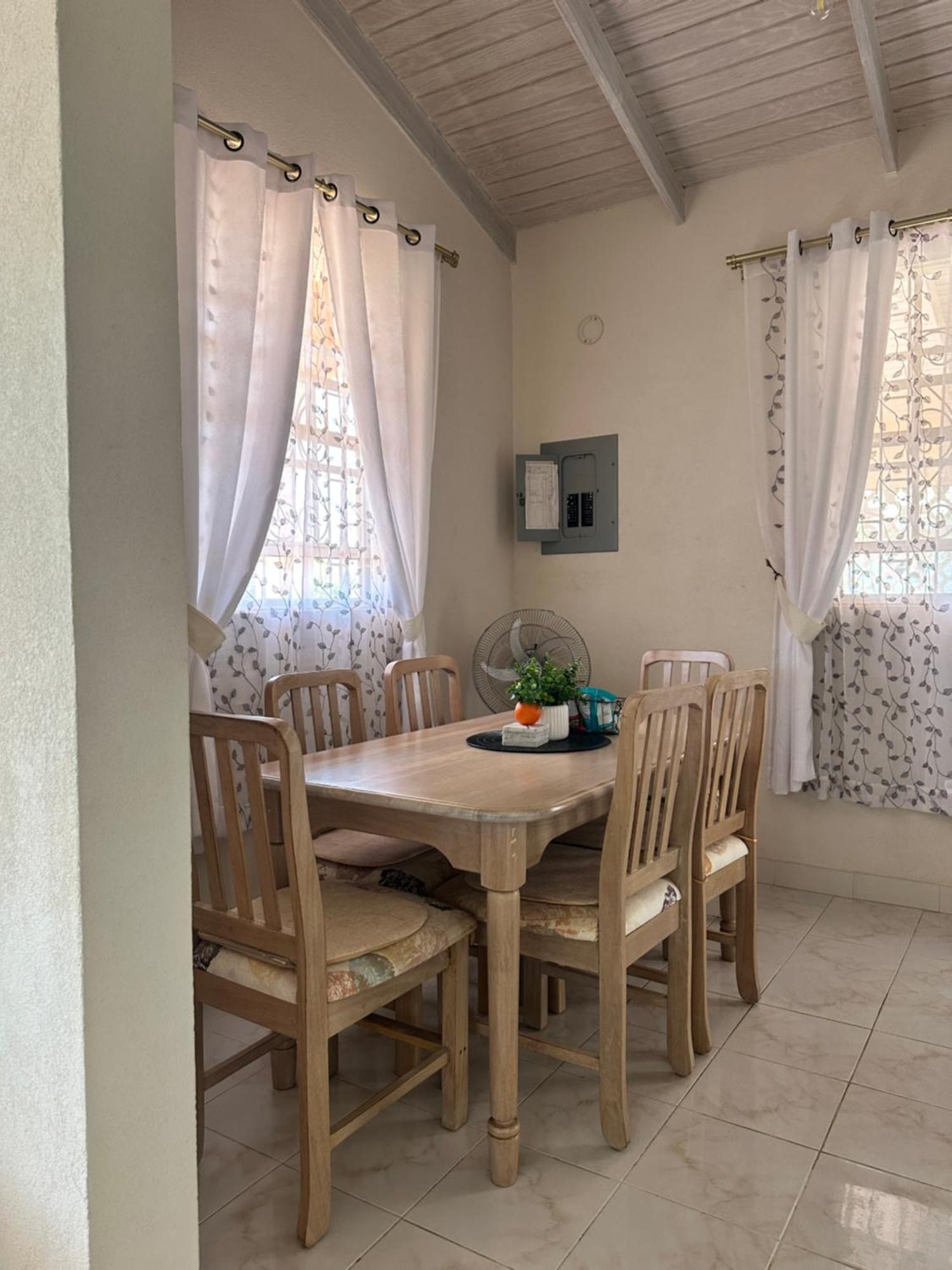 Entire Home - West Coast Barbados Saint Peter Eksteriør bilde